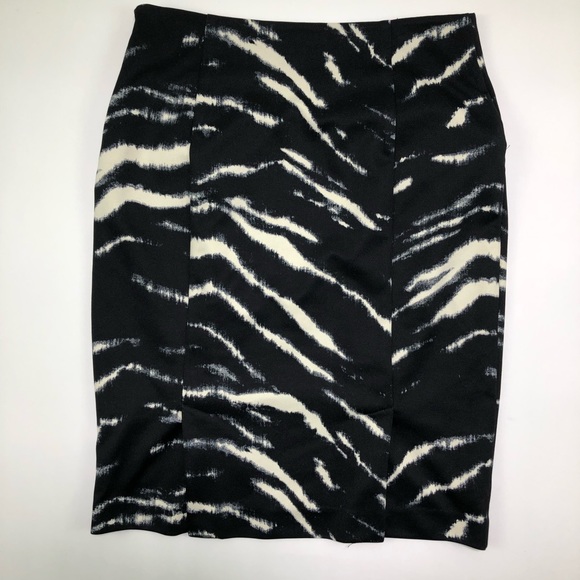 Michael Kors Skirt Waist 27” Lined Animal Print - Picture 6 of 8